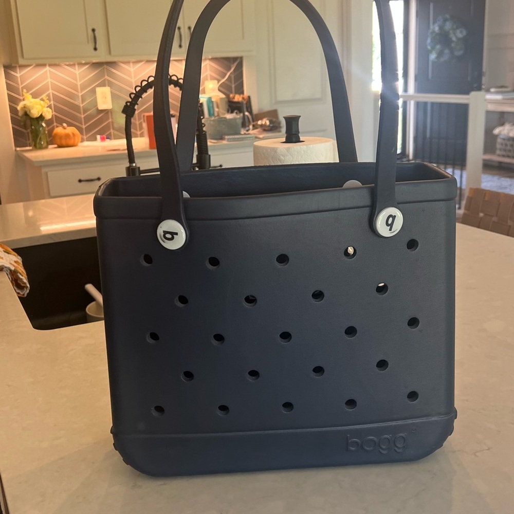 Navy ‘Baby’ BOGG bag